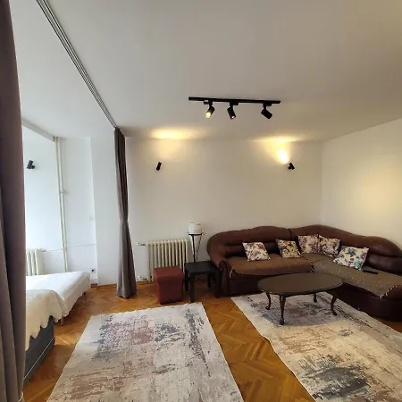 In Exellent Location * Скоп'є