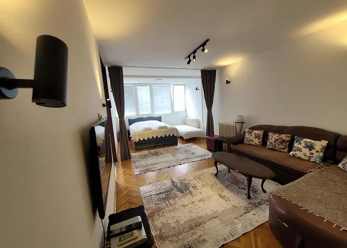 In Exellent Location Appartement